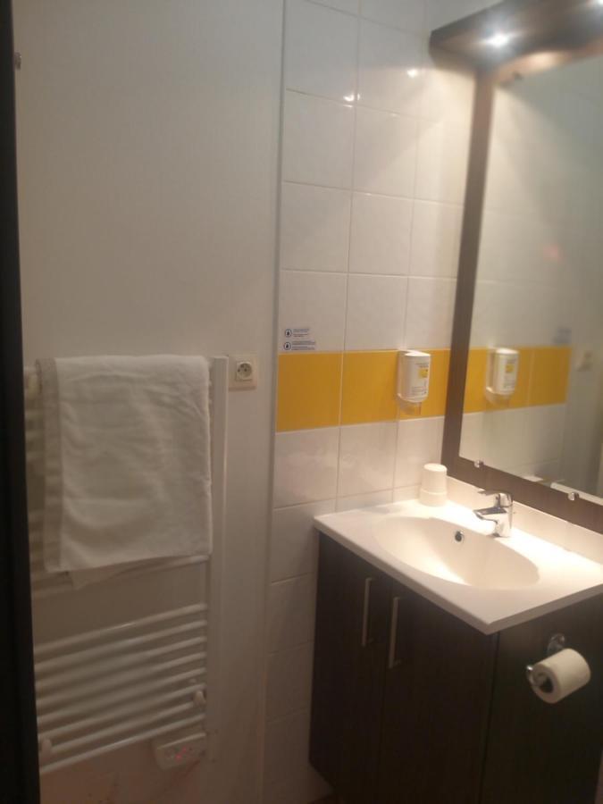 Studio Privatif Dans Hotel Residence Nimes Gare Eksteriør bilde